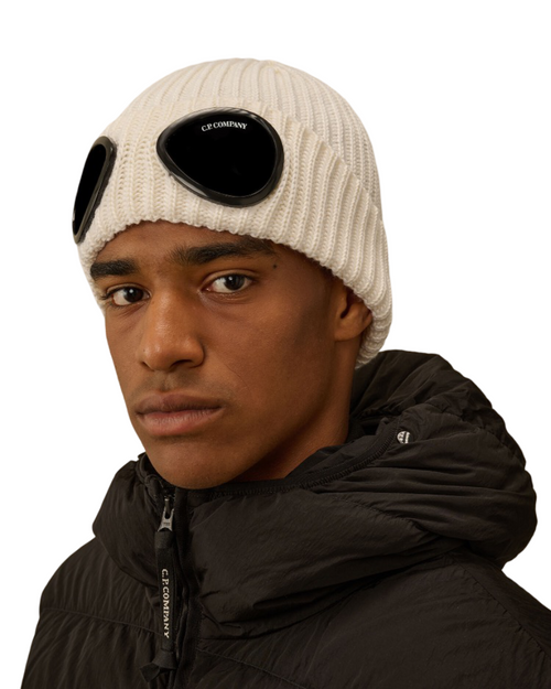 C.P. Company-Bonnet Merino Wool Google Beanie Color crème