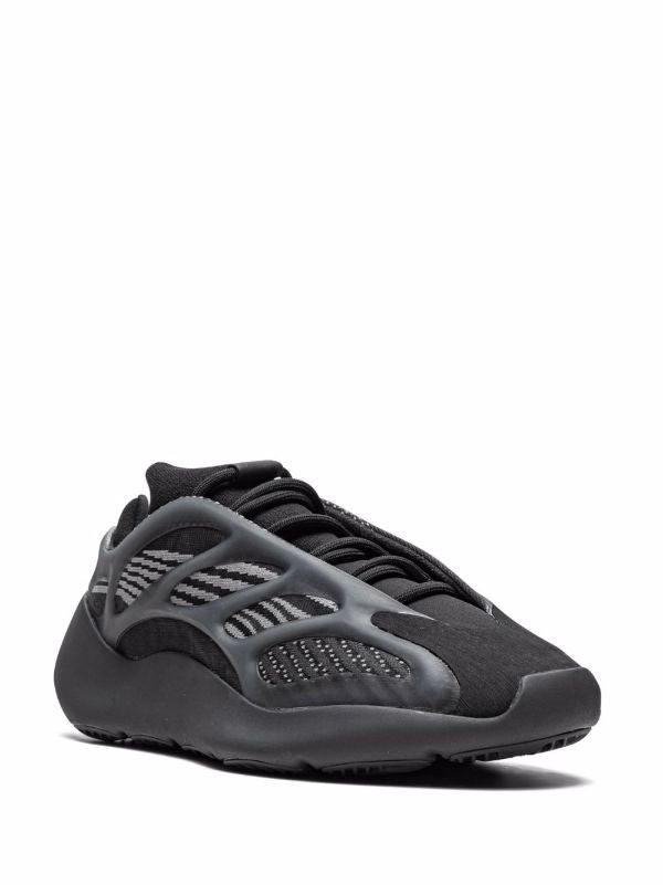 Yeezy 700 V3 Noir S